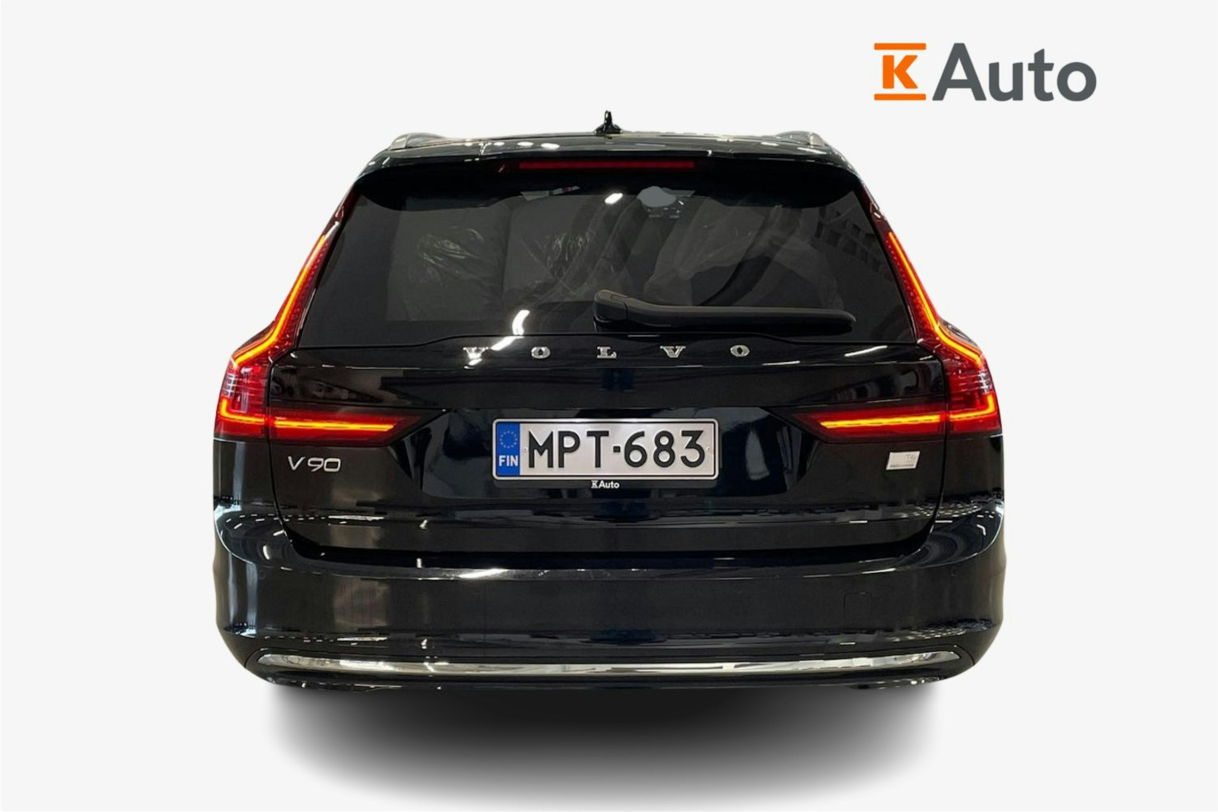 musta Volvo V90 2022 kuva 3.