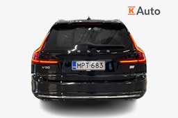 musta Volvo V90 2022 kuva 3.