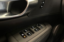 musta Volvo V90 2022 kuva 19.
