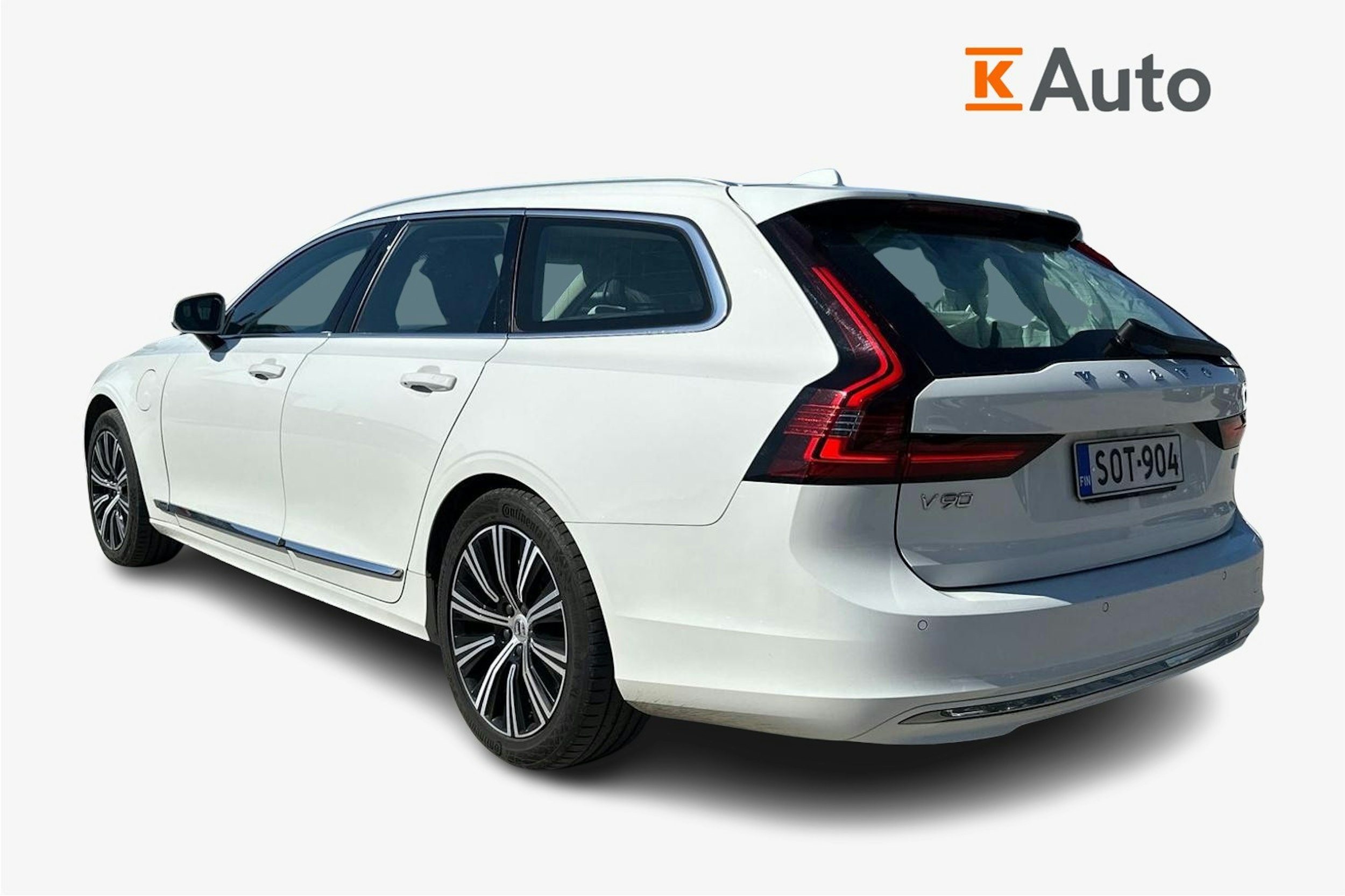 valkoinen Volvo V90 2022 kuva 2.