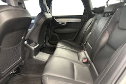 valkoinen Volvo V90 2022 kuva 10.