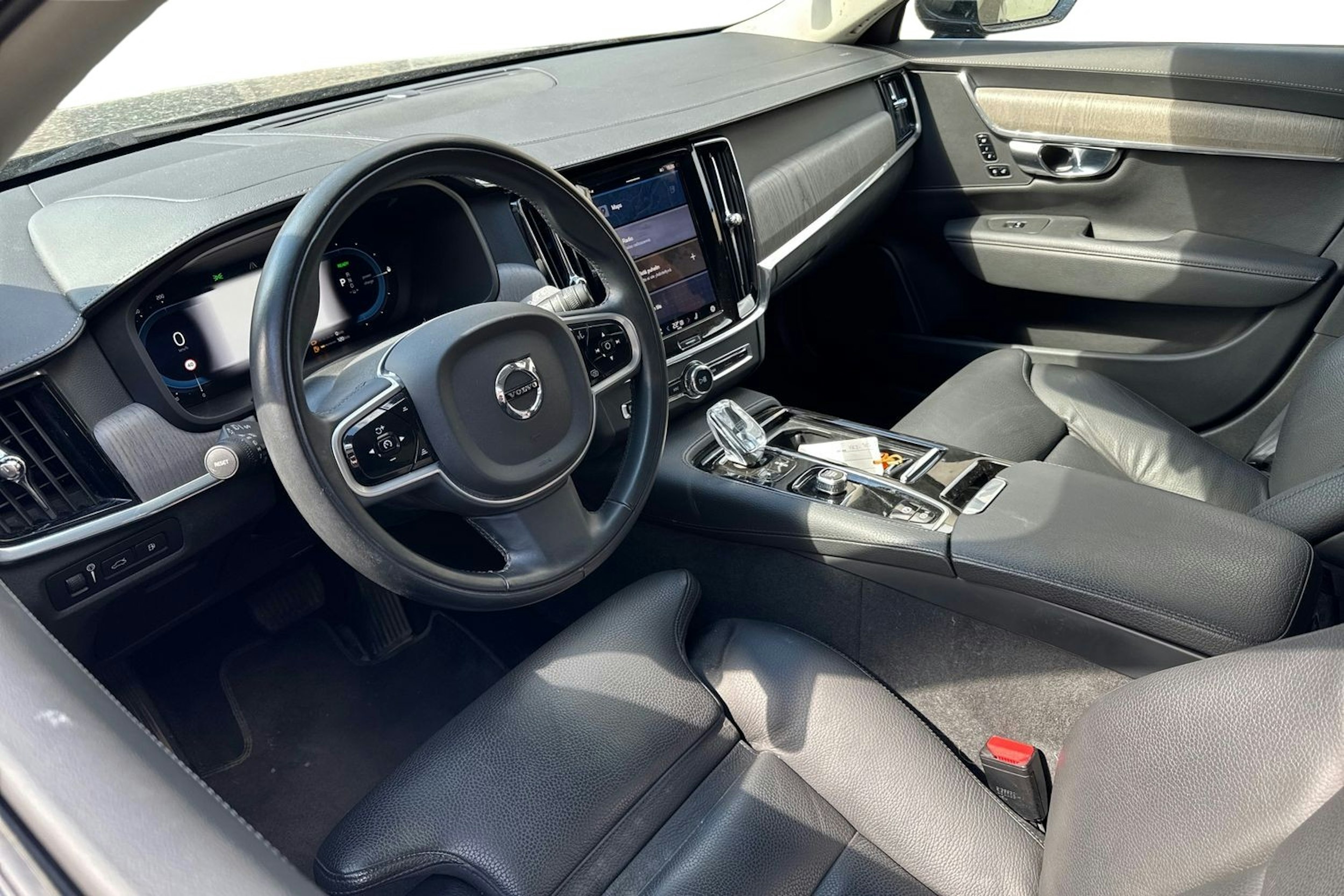musta Volvo V90 2022 kuva 3.