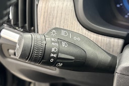 musta Volvo V90 2022 kuva 24.