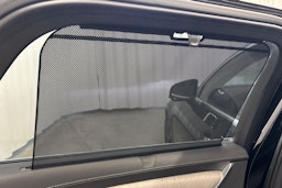 musta Volvo V90 2022 kuva 26.