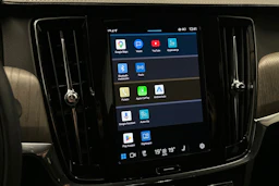 musta Volvo V90 2022 kuva 21.