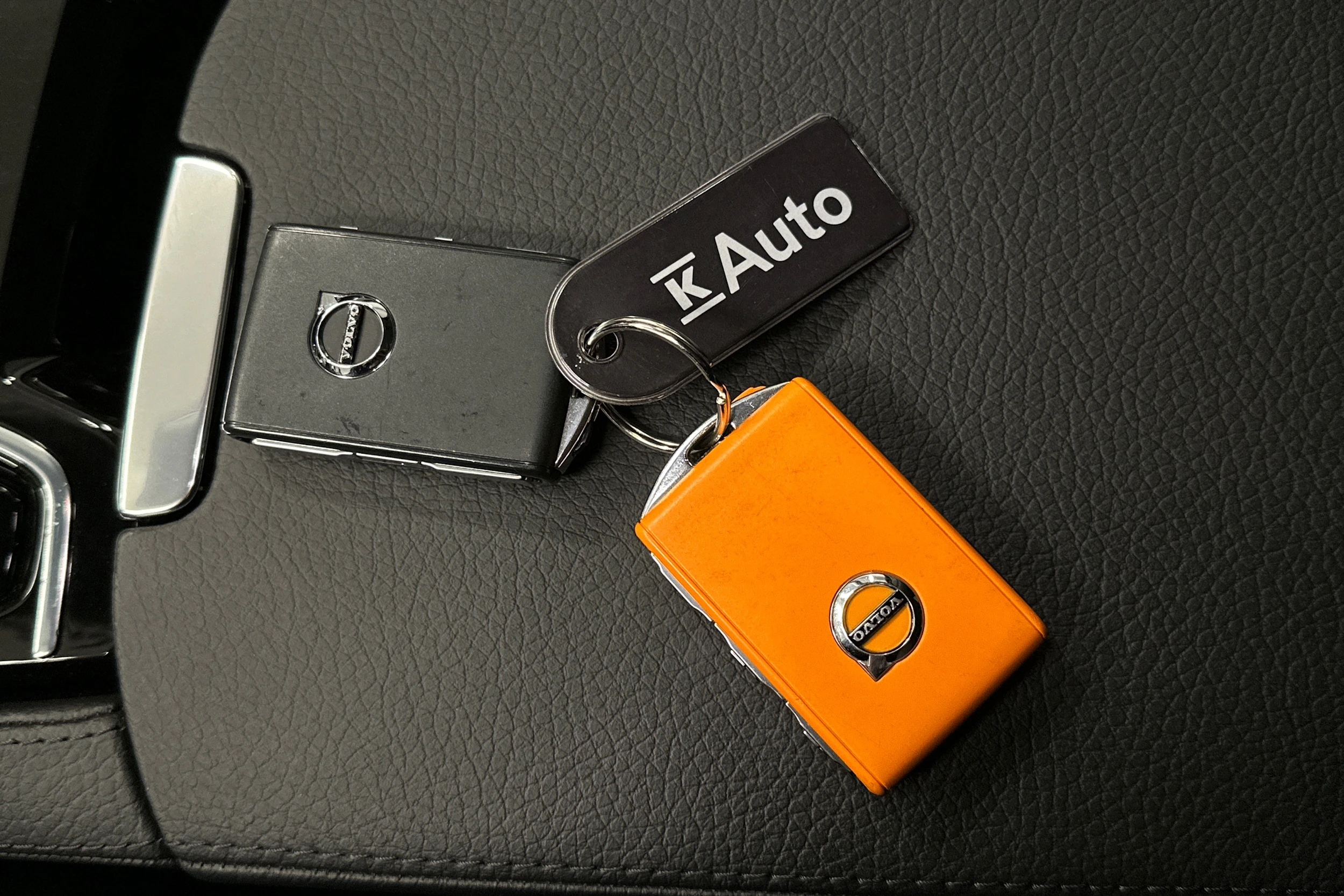 musta Volvo V90 2022 kuva 30.