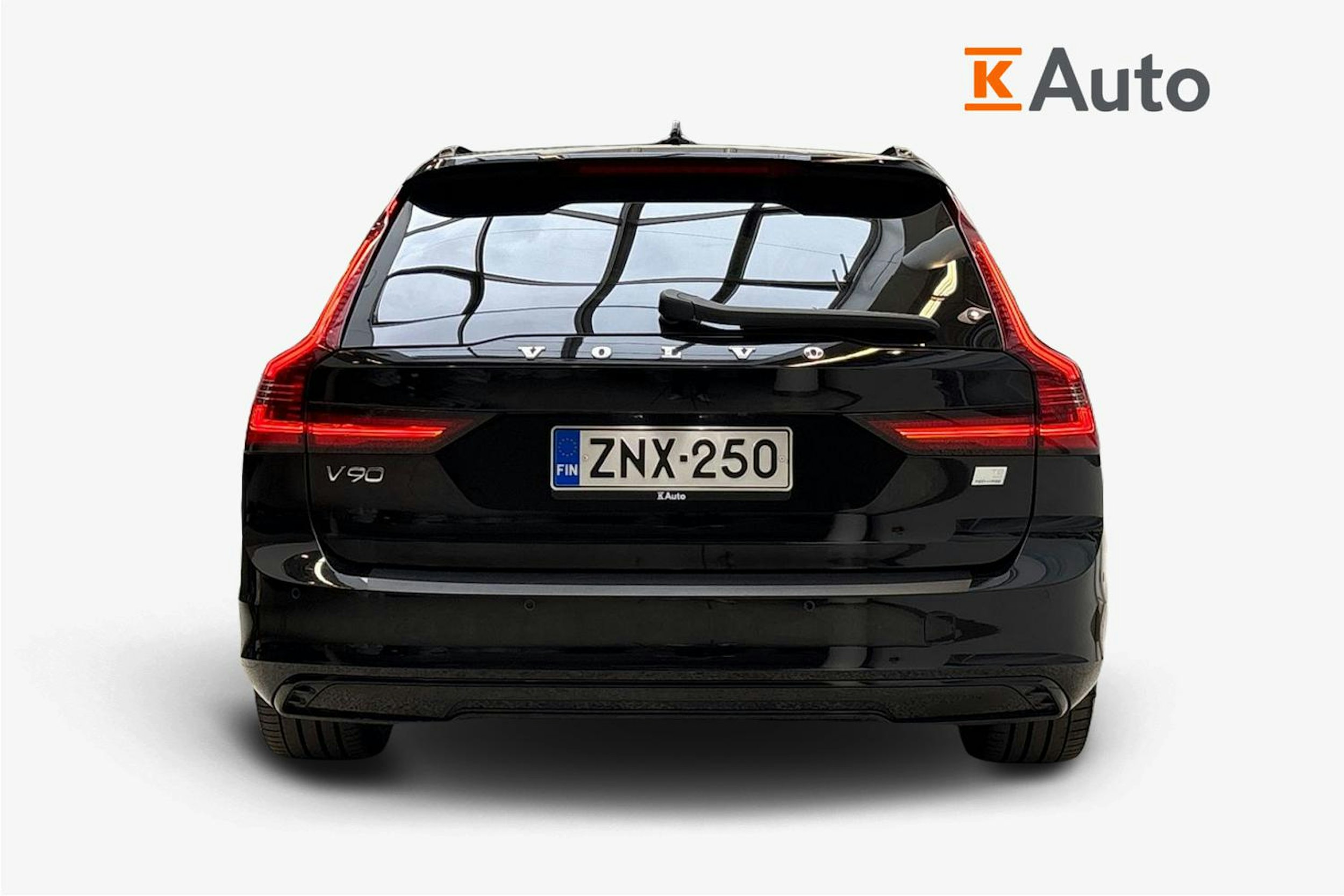 musta Volvo V90 2022 kuva 3.