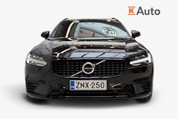 musta Volvo V90 2022 kuva 5.