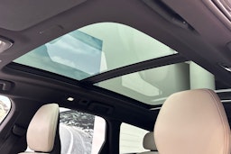musta Volvo V90 2022 kuva 32.