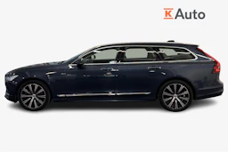 sininen Volvo V90 2022 kuva 7.