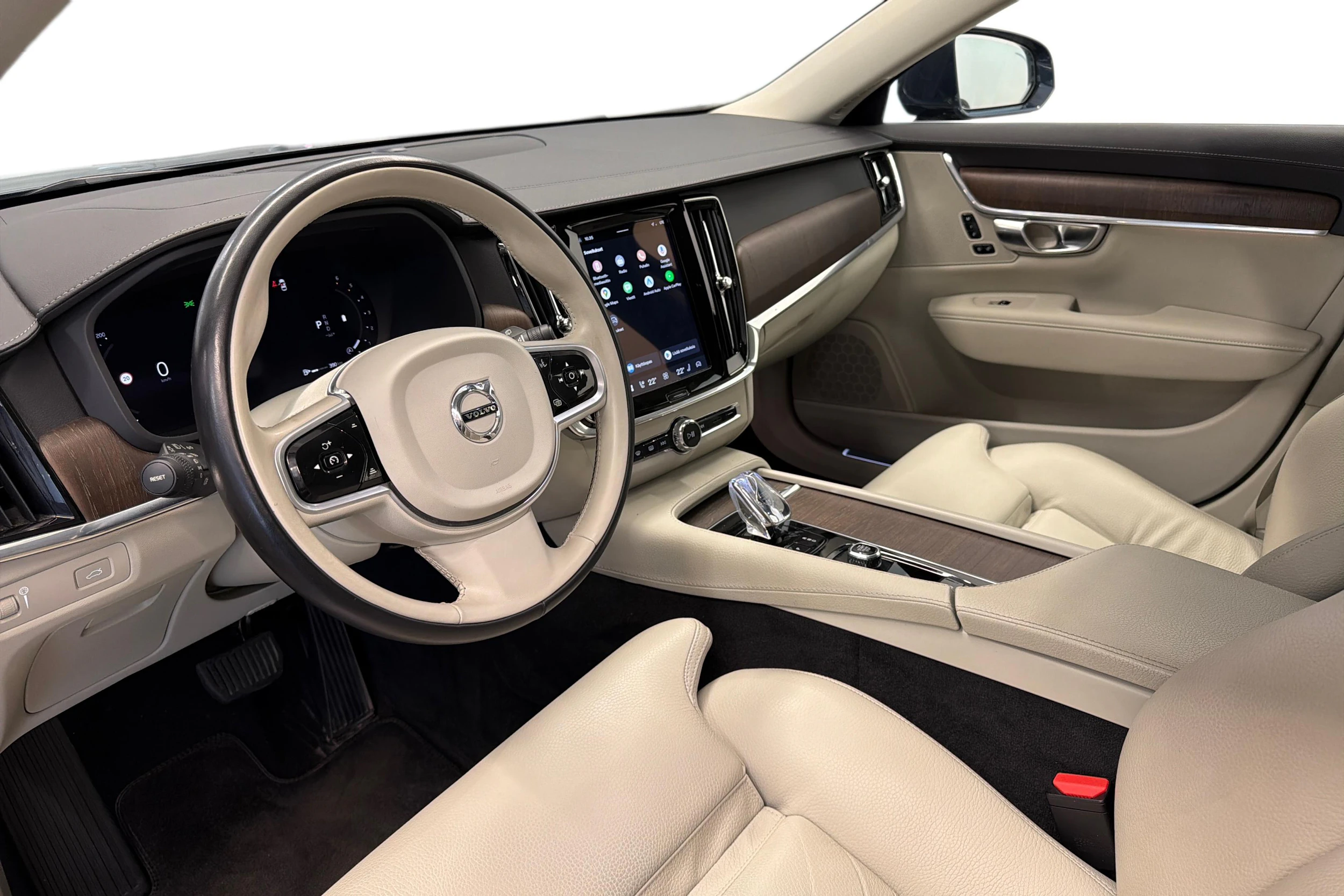 sininen Volvo V90 2022 kuva 8.