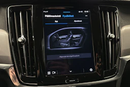 musta Volvo V90 2023 kuva 25.