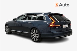 sininen Volvo V90 2023 kuva 2.
