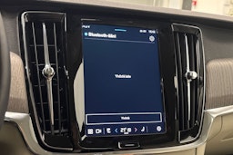 Sininen Volvo V90 2023 kuva 21.