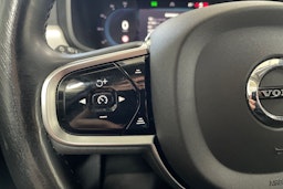 valkoinen Volvo V90 2023 kuva 13.