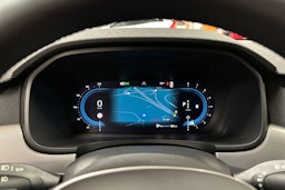 musta Volvo V90 2023 kuva 22.