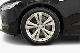 musta Volvo V90 2023 kuva 11.