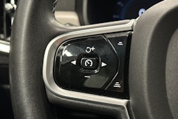 musta Volvo V90 2023 kuva 19.