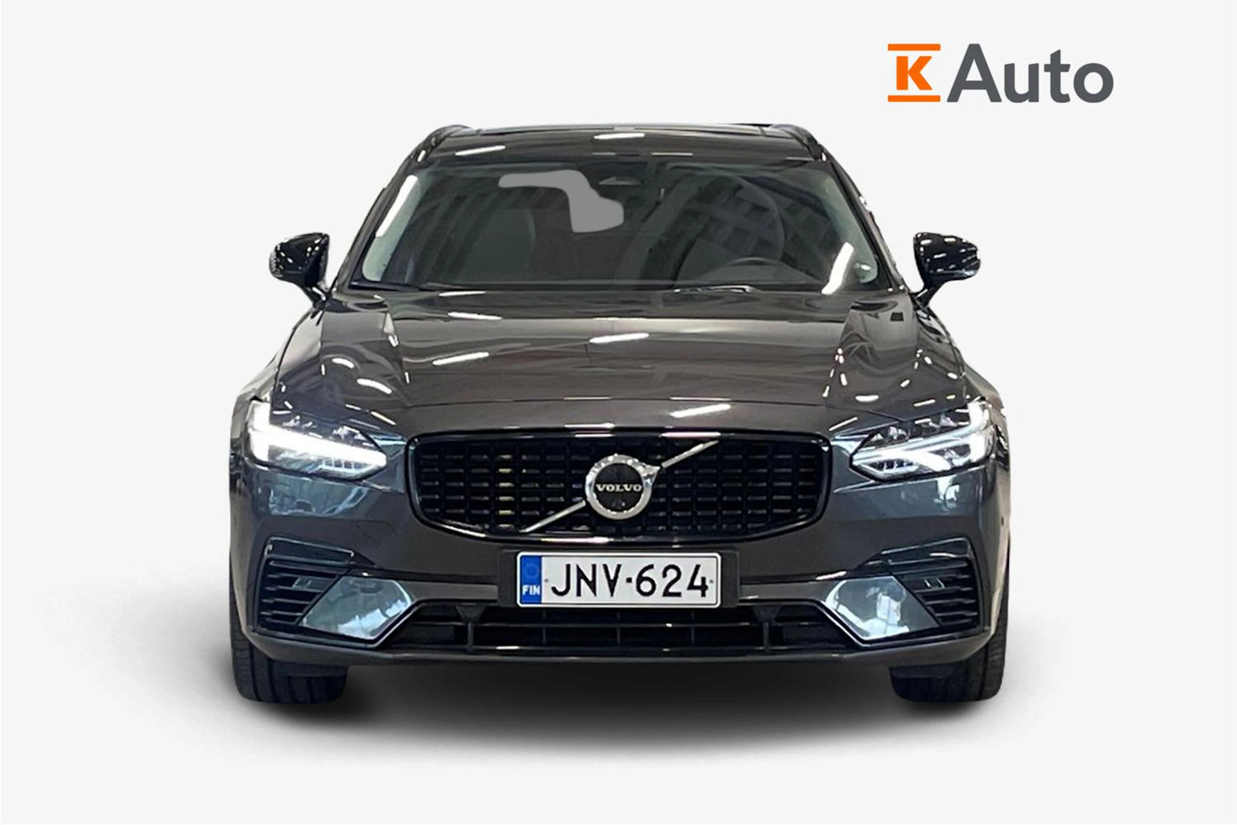 Musta Volvo V90 2023 kuva 4.