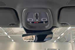 Musta Volvo V90 2023 kuva 18.
