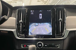 Musta Volvo V90 2023 kuva 20.