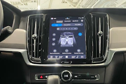 Musta Volvo V90 2023 kuva 22.