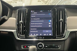 Musta Volvo V90 2023 kuva 28.