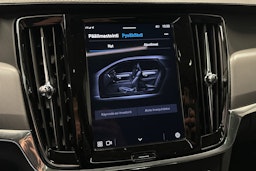 musta Volvo V90 2023 kuva 31.