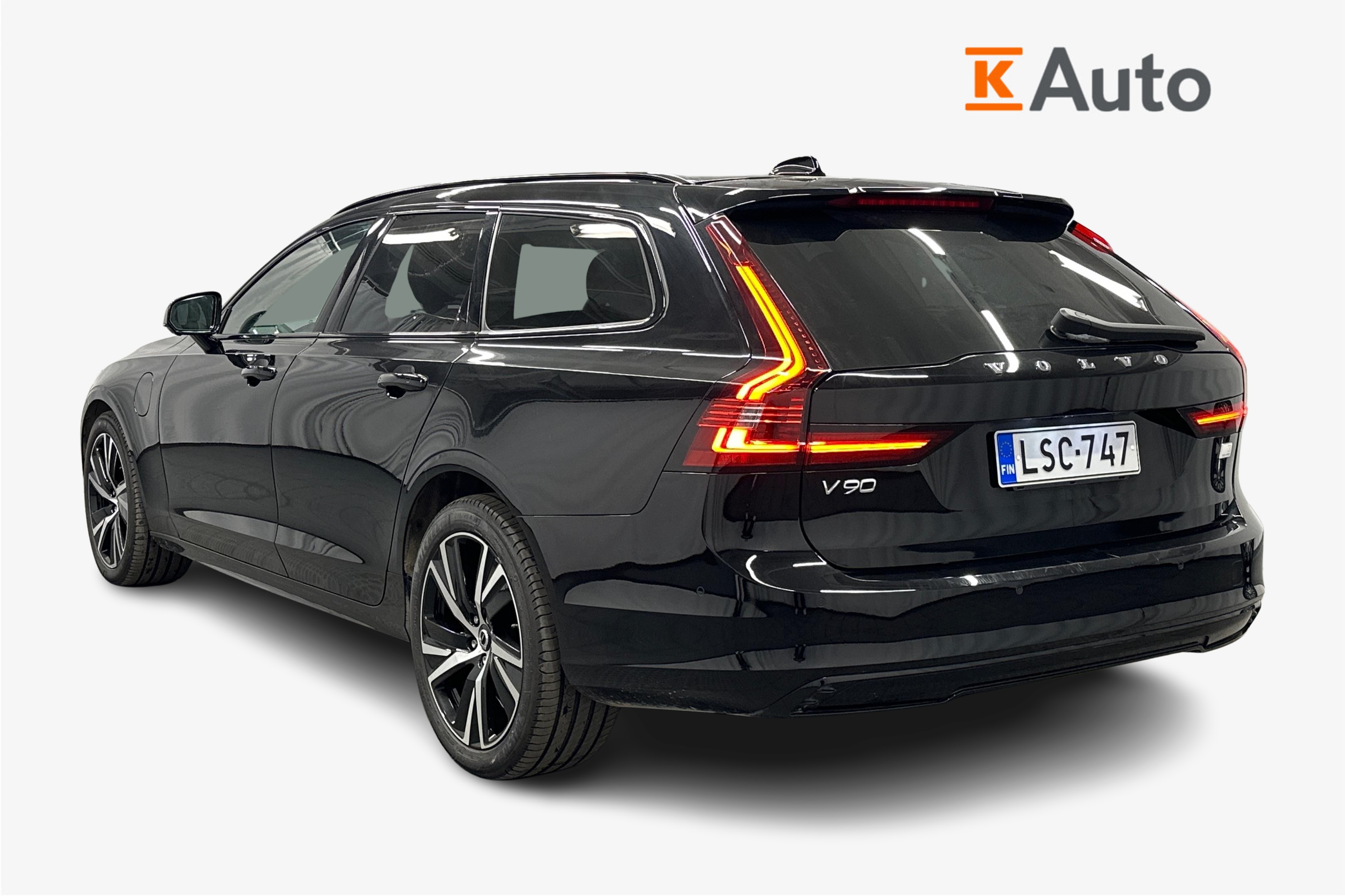 Volvo V90 2023, kuva 2/39