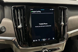 musta Volvo V90 2023 kuva 23.