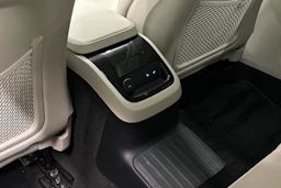 musta Volvo V90 2023 kuva 34.