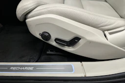musta Volvo V90 2023 kuva 35.