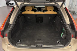 ruskea (beige) Volvo V90 2024 kuva 11.