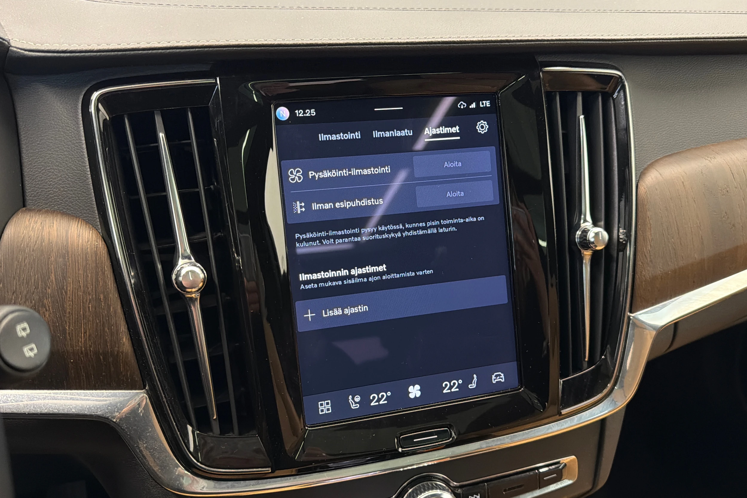 ruskea (beige) Volvo V90 2024 kuva 30.