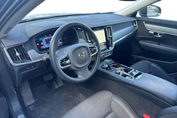 musta Volvo V90 2023 kuva 3.