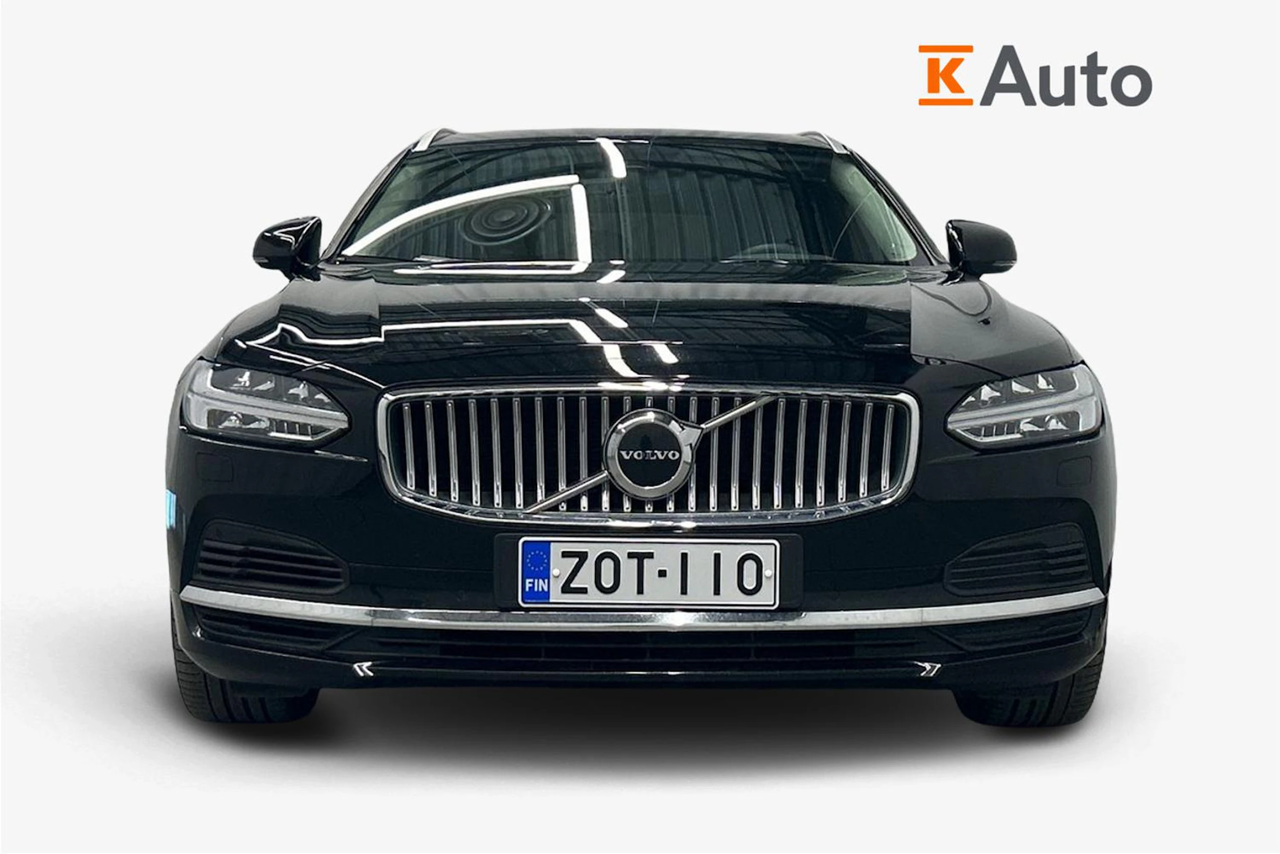 musta Volvo V90 2023 kuva 5.