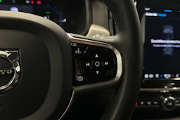 harmaa Volvo V90 2024 kuva 23.