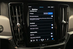 harmaa Volvo V90 2024 kuva 27.