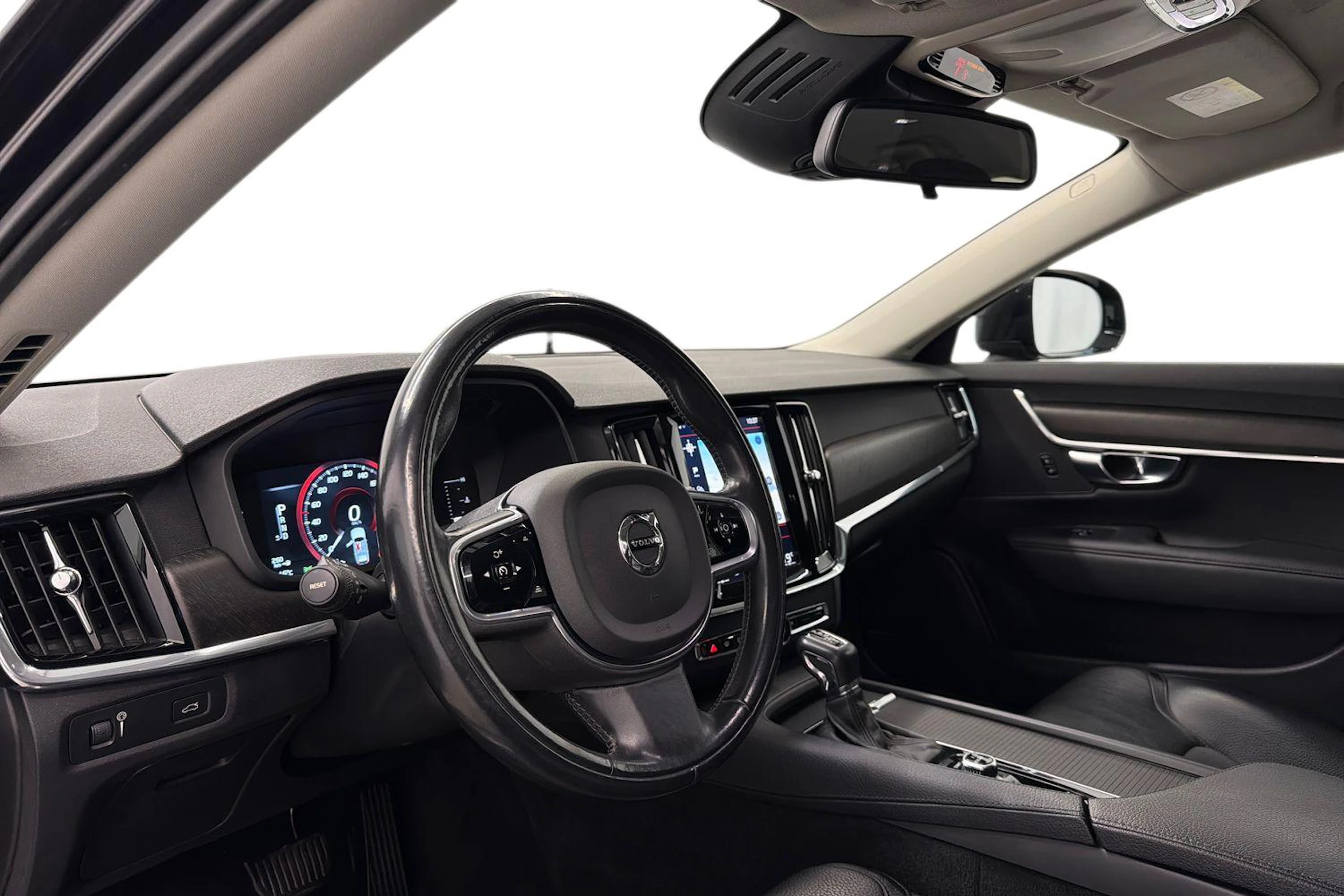 musta Volvo V90 Cross Country 2017 kuva 6.