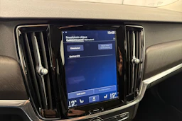 musta Volvo V90 Cross Country 2017 kuva 22.