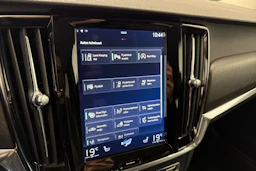 musta Volvo V90 Cross Country 2017 kuva 25.