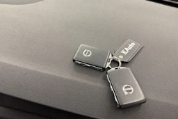 musta Volvo V90 Cross Country 2017 kuva 33.