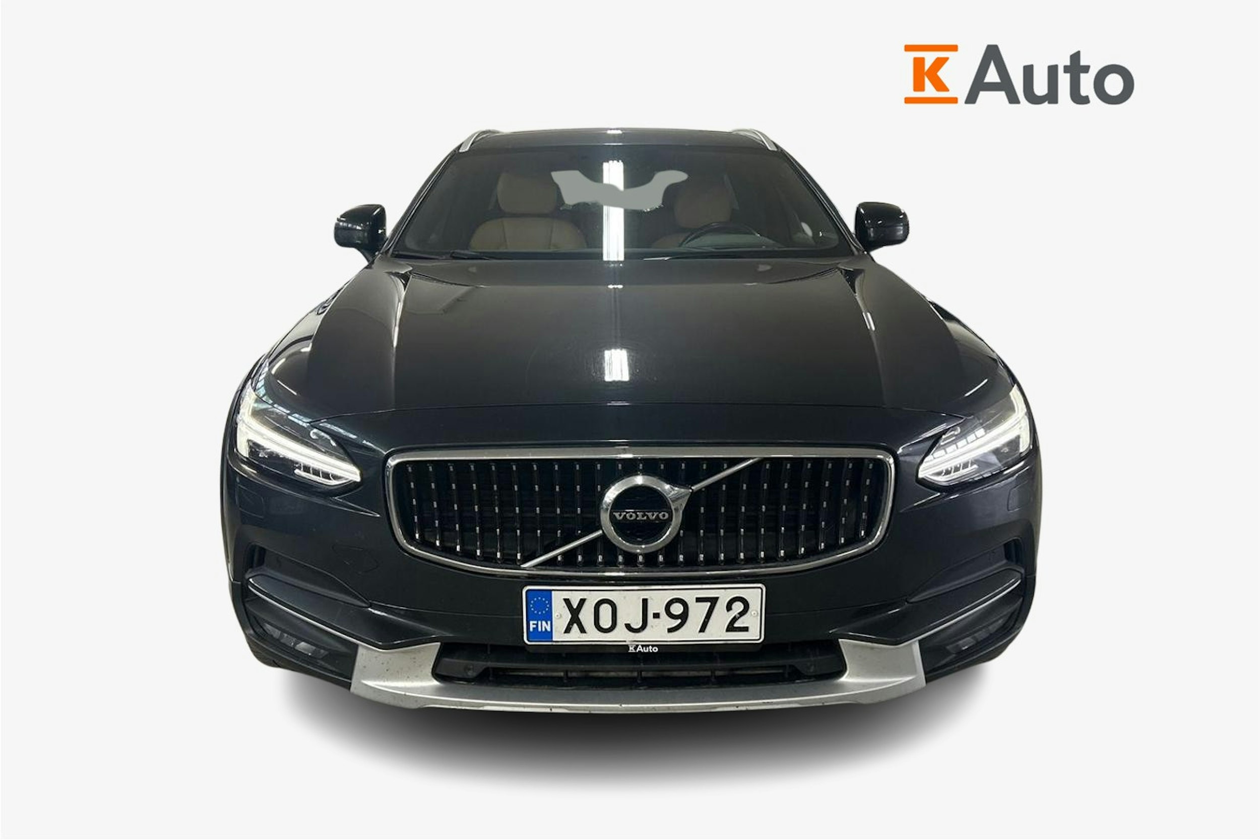 Harmaa Volvo V90 Cross Country 2017 kuva 5.