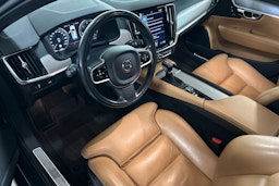 Harmaa Volvo V90 Cross Country 2017 kuva 7.