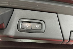 Harmaa Volvo V90 Cross Country 2017 kuva 15.