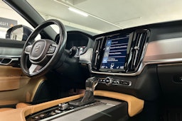 Harmaa Volvo V90 Cross Country 2017 kuva 30.