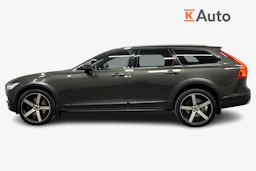harmaa Volvo V90 Cross Country 2018 kuva 7.