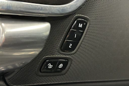 harmaa Volvo V90 Cross Country 2018 kuva 21.