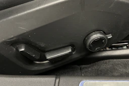 harmaa Volvo V90 Cross Country 2018 kuva 22.