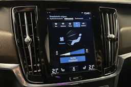 harmaa Volvo V90 Cross Country 2018 kuva 32.